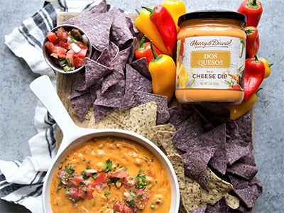 Green Chili and Chorizo Queso Dip