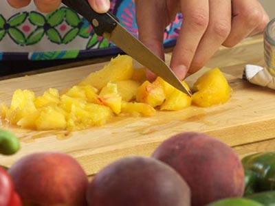 Easy Peach Salsa